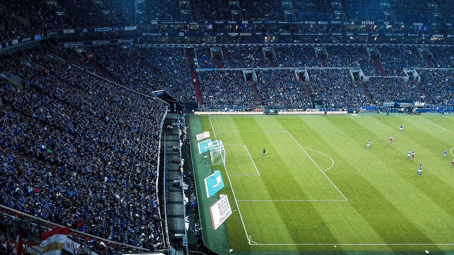 “帕布罗·马特拉：阿根廷美洲狮队的防守壁垒与队长精神”